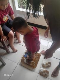 KEGIATAN POSYANDU BALITA DAN POSYANDU REMAJA DI PADUKUHAN KALURAHAN KARANGMOJO